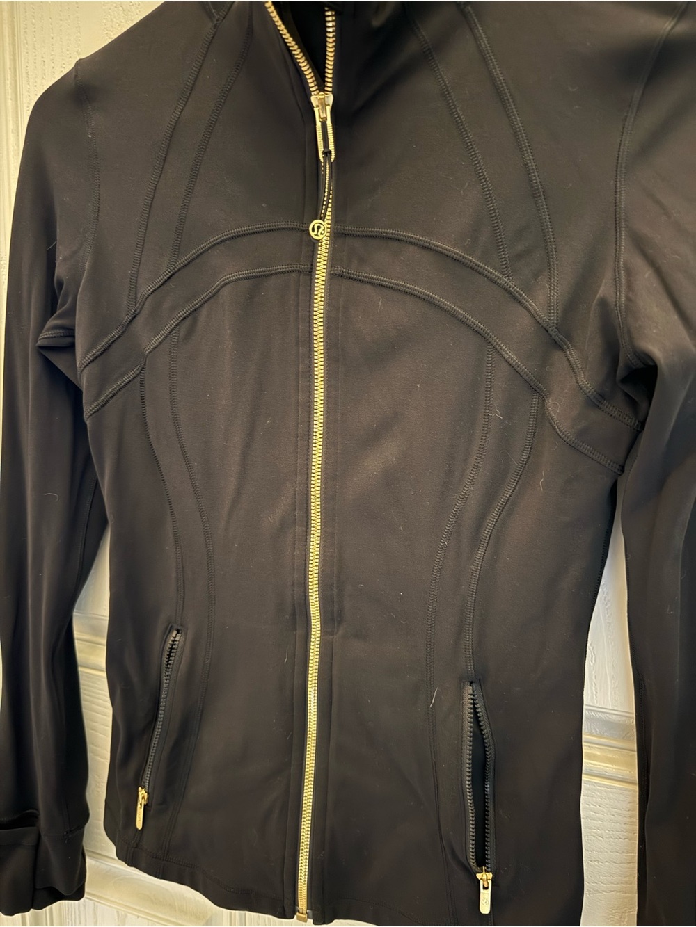 Lululemon jacket - Picture 3 of 6